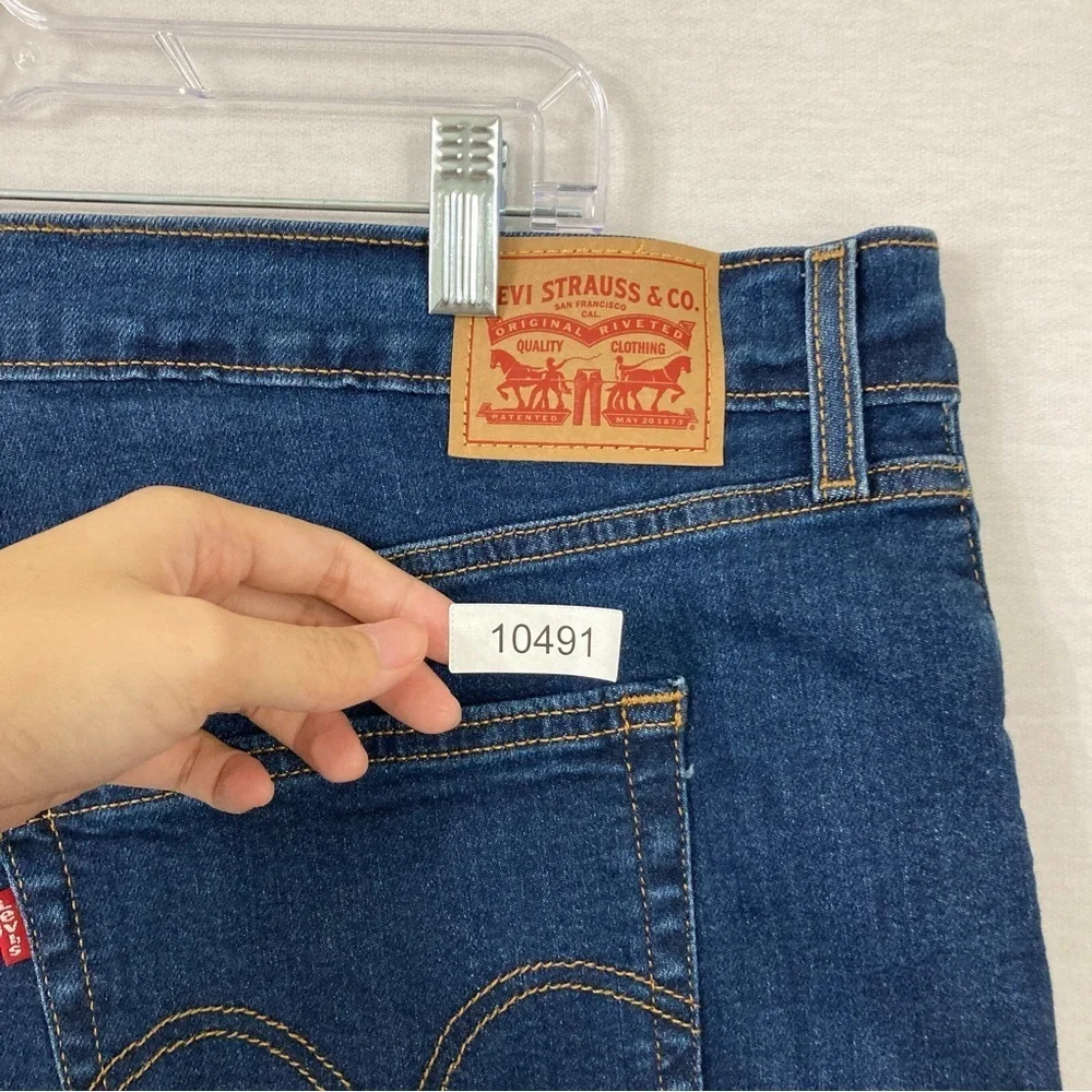 New Levi's Wedgie Straight Leg‎ High Rise Crop Jeans size 24W - Picture 10 of 10